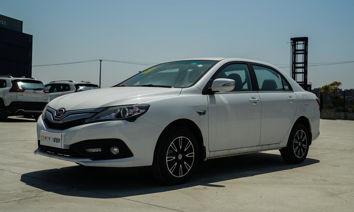 比亚迪f3首付月供明细,弹个车零首付零利息