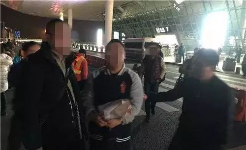 套路贷借三万块钱被迫还三十万,套路贷借8000要还105万