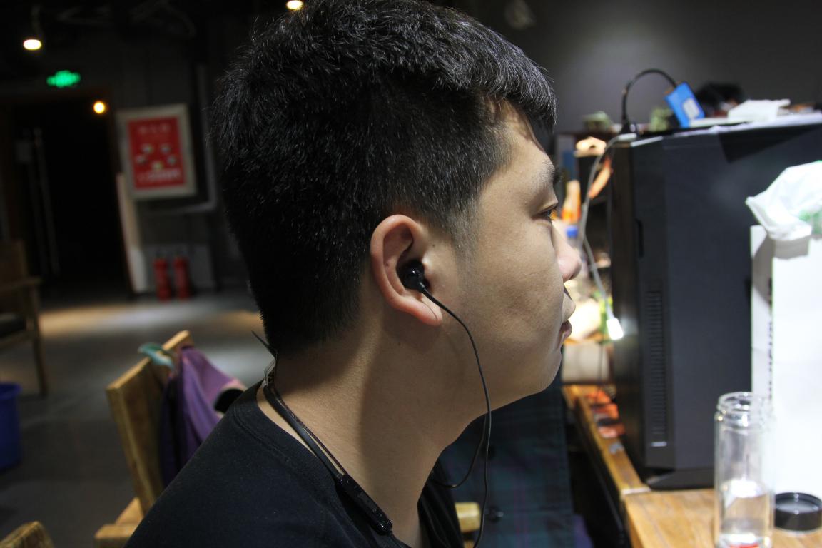 jblt110值得买吗,jblt280twsx值得入手吗