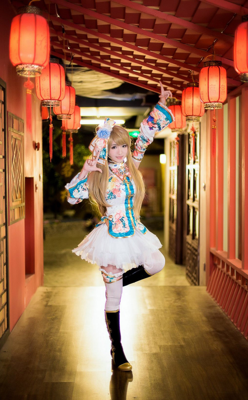 文：落叶——可爱萝莉cosplay南小鸟美女福利高清写真美图