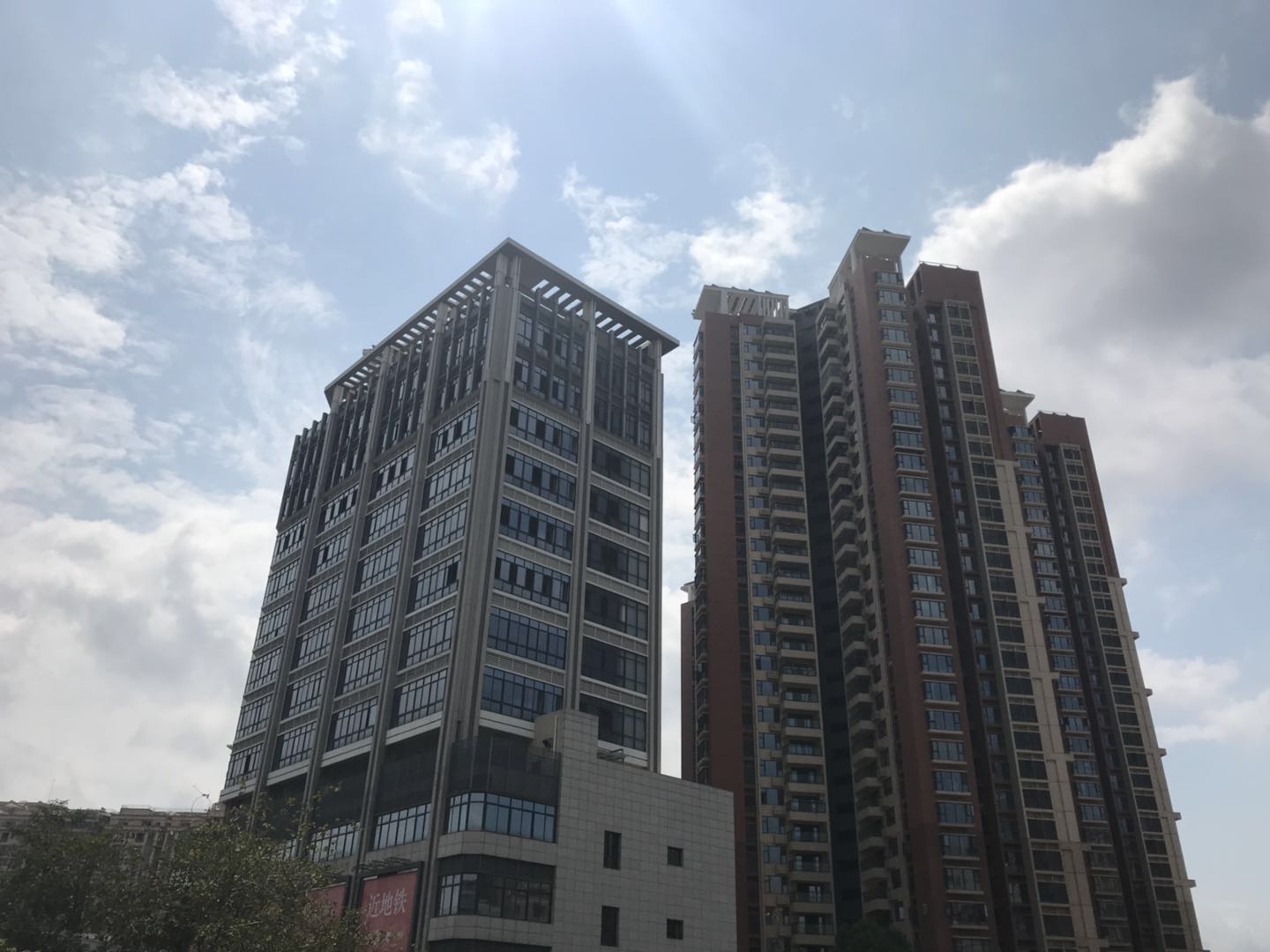 2020年5月深圳房价会降吗,深圳各区房价2023年最新房价走势