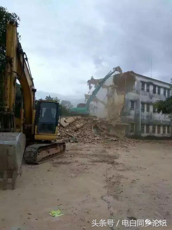 电白一小旧校区拆除,电白区第一中学搬迁到哪里了