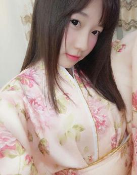 林喵喵企鹅直播首秀,热度一度让服务器瘫痪