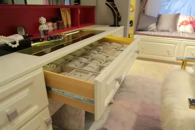 衣柜五金配件有哪些,砖砌衣柜内部五金配件