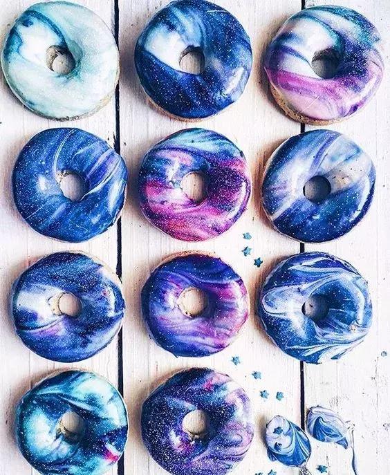 一花一世界一沙一菩提,一树一菩提一沙一婆娑一花一世界