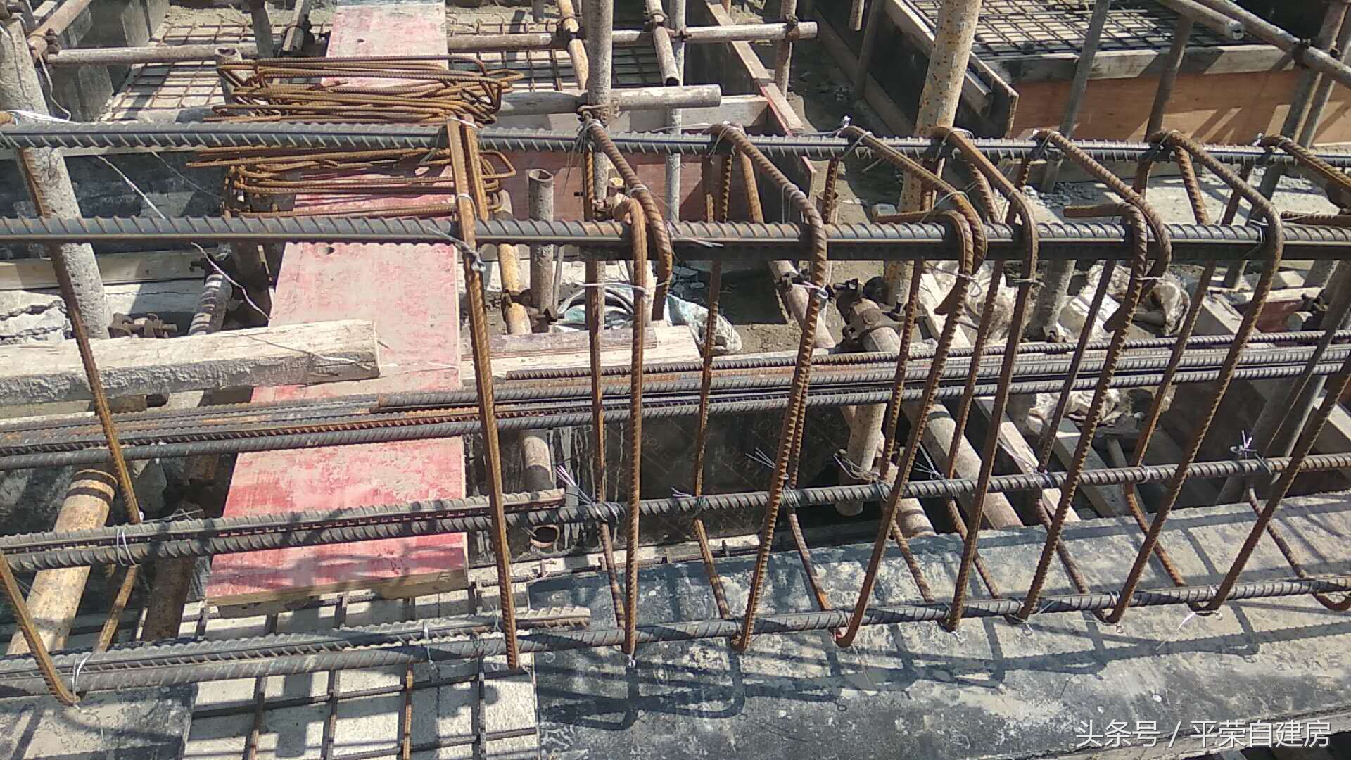 别墅地基制作教程,框架结构别墅地基