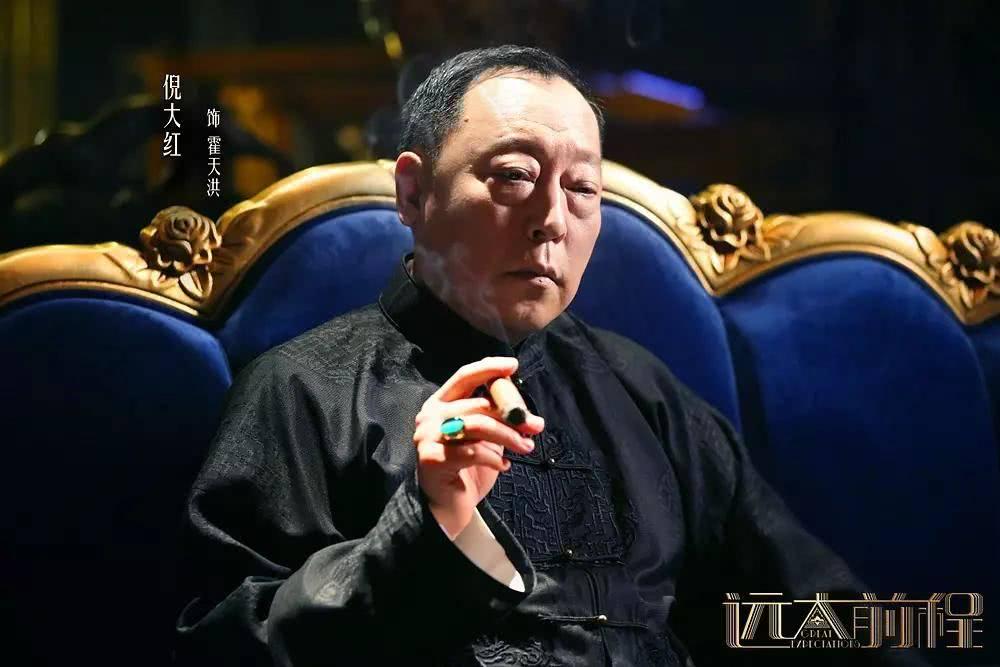 听过“面瘫式”演技吗?他因太丑艺考被拒3次,28年终于逆袭