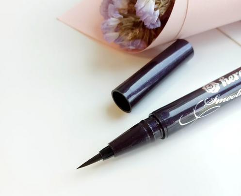 新手化妆入门必备品,单眼皮新手化妆入门教程