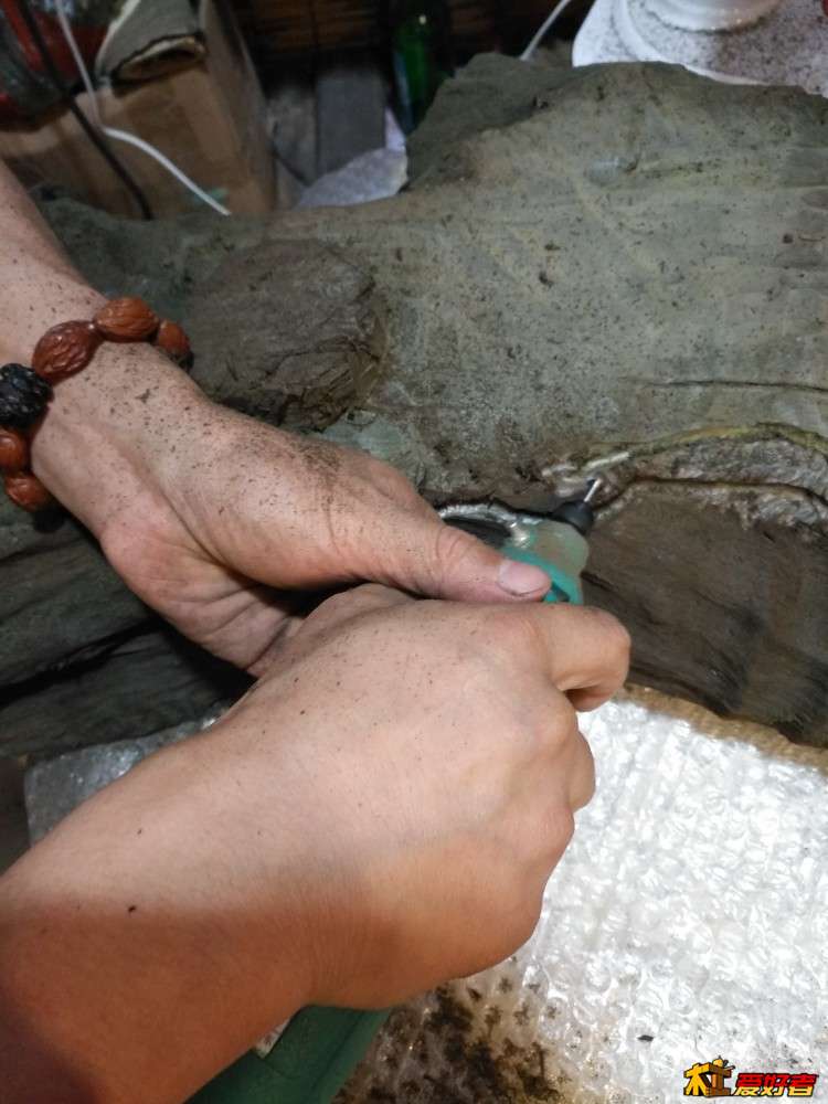 遵义金丝楠阴沉木茶台主人椅,金丝楠阴沉木自然造型茶台