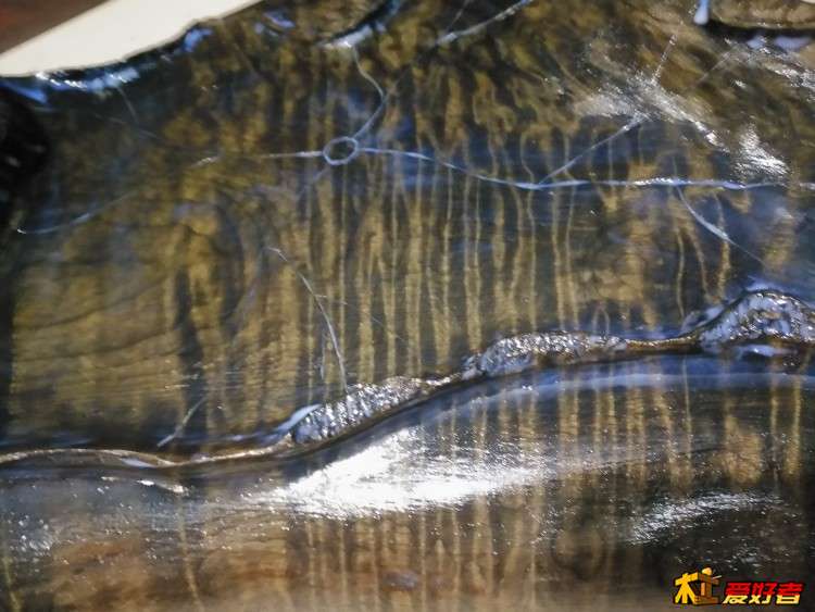 遵义金丝楠阴沉木茶台主人椅,金丝楠阴沉木自然造型茶台