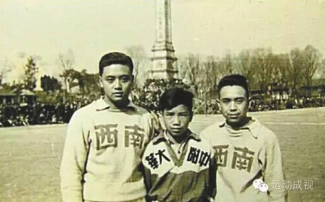 成都户外老照片,80年代成都东湖老照片