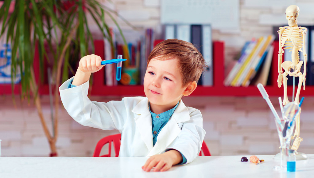 最简单的科学启蒙方法,廖彩杏和吴敏兰哪个适合启蒙