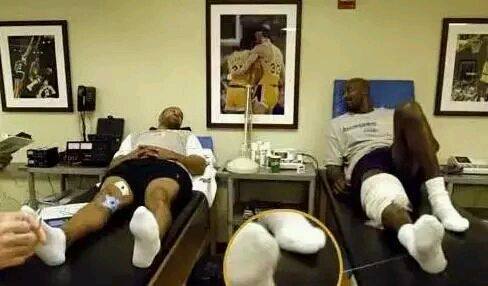 NBA怪癖：球弟这么有钱还当窃贼，库里有恋足癖？