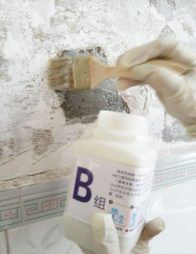 刚装修完墙面就返潮掉皮怎么回事,刚装修好墙面返潮是什么原因