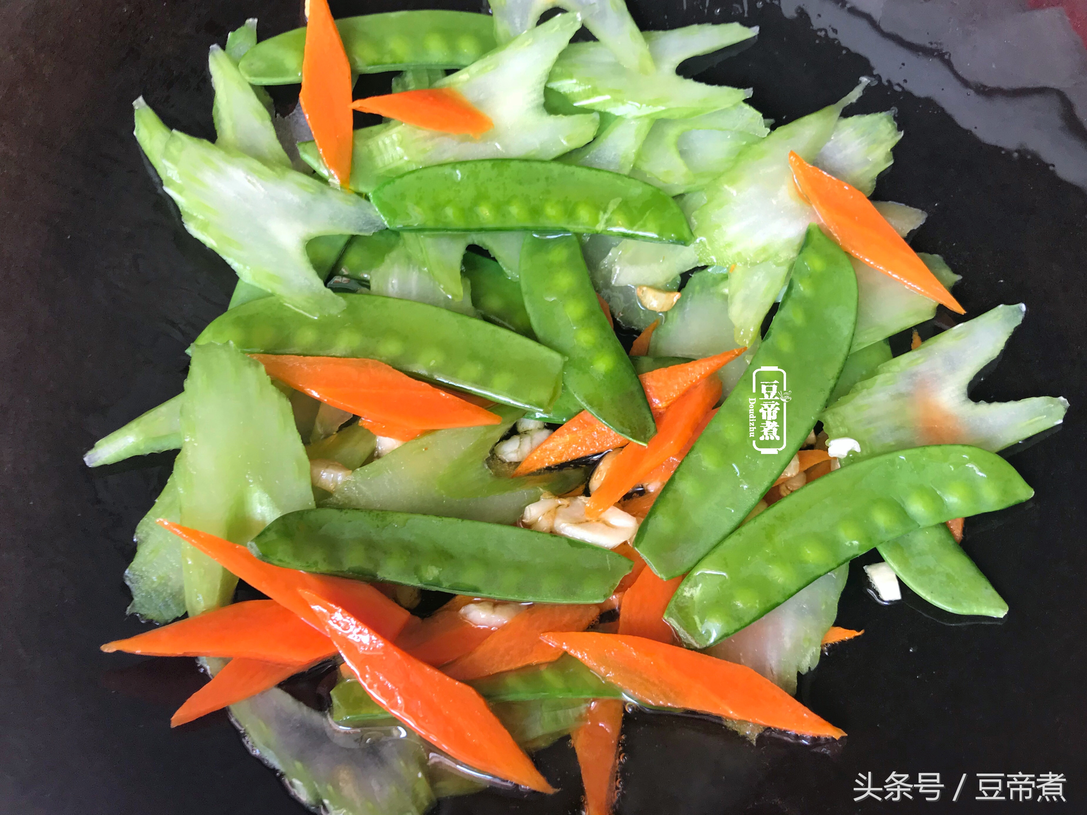 鱿鱼切反了怎么办,鱿鱼怎么切好吃又好看