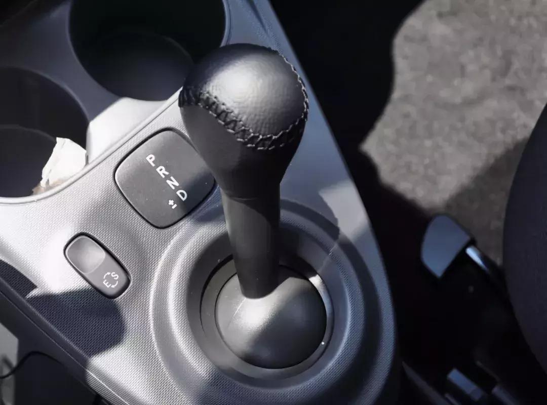 长期租代步车,租一台代步车一般多少钱一天