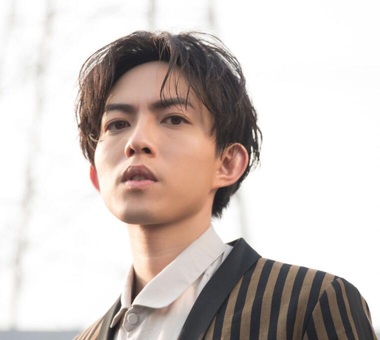 港独*独台**明星你们不羞愧吗？看看伊能静和林宥嘉怎样霸气回复