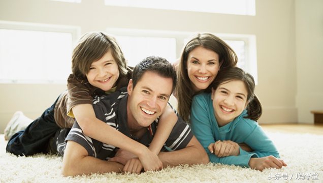 父母孩子青春叛逆厌学怎么劝导,父母该怎么面对叛逆期的孩子