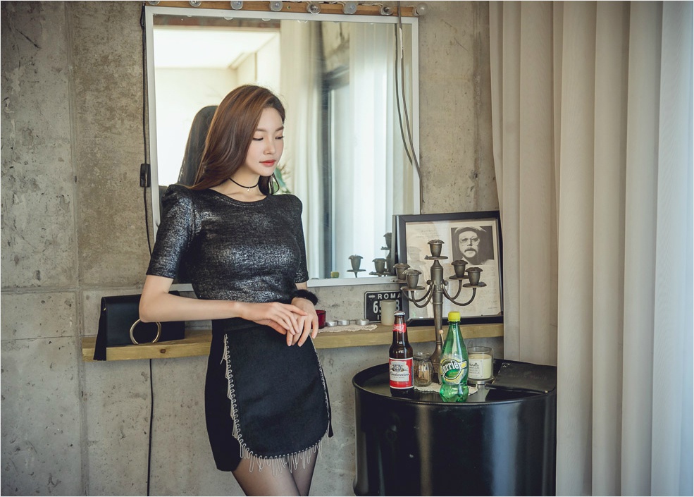 高挑性感黑丝美女模特性感写真照