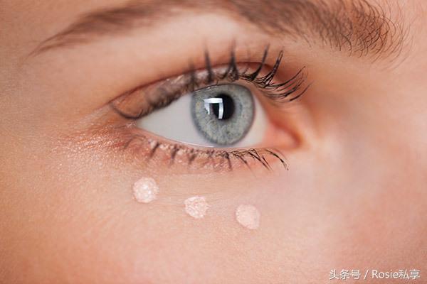 遮瑕膏遮黑眼圈正确使用方法,遮瑕膏遮黑眼圈的正确使用方法