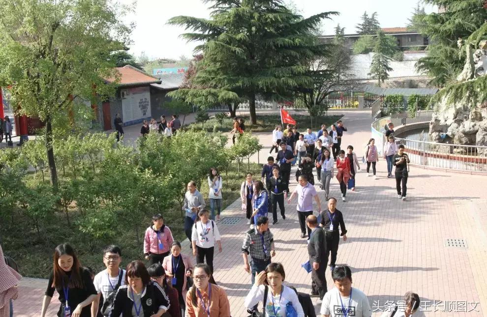 红旗渠精神历久弥新,红旗渠精神走进学校