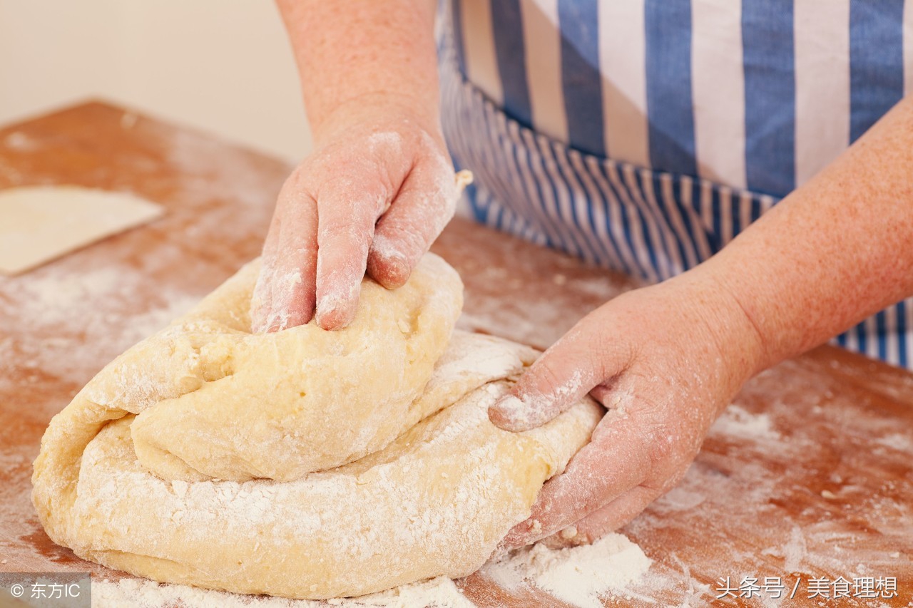 揉面窍门,揉面省力小方法