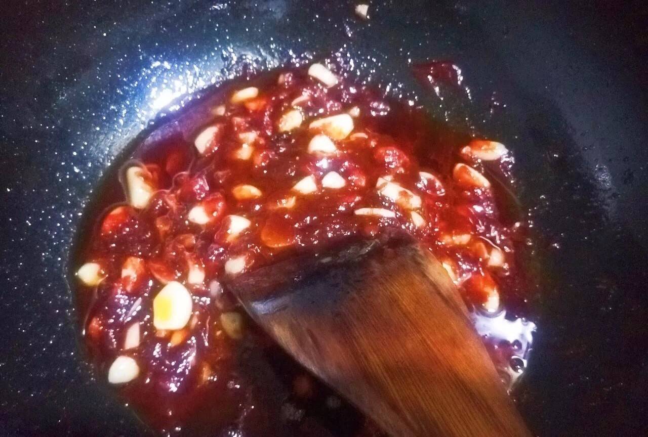 大酱汤怎么做好吃视频,简单家常大酱汤的做法