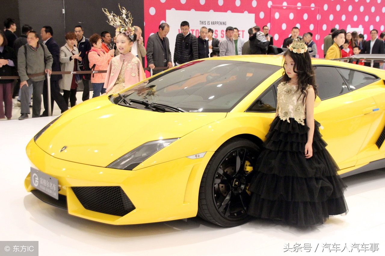 刚拿驾照买新车还是二手车,刚拿到驾照是选择二手车还是新车