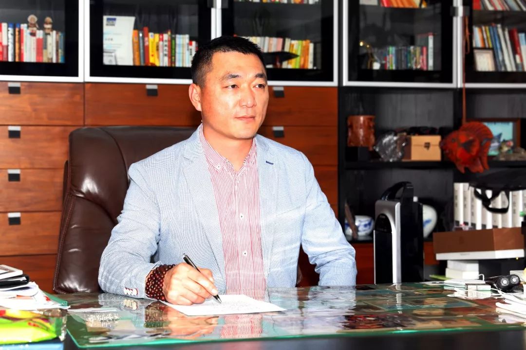 《中国钓鱼》杂志一行二人走进黑金刚