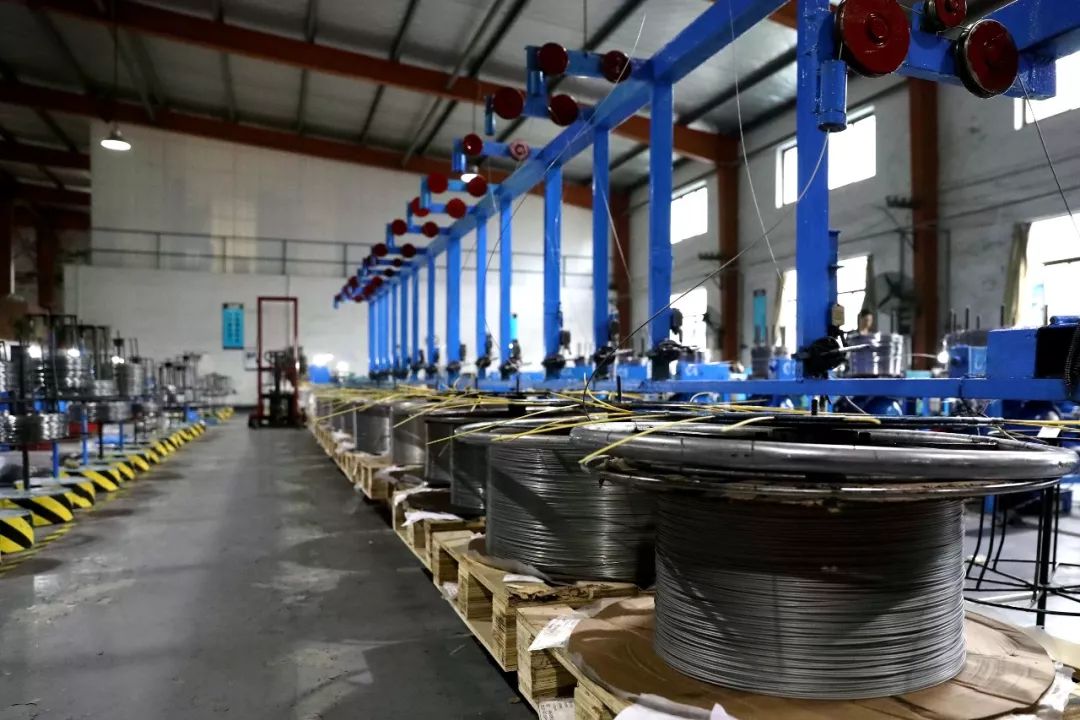 《中国钓鱼》杂志一行二人走进黑金刚