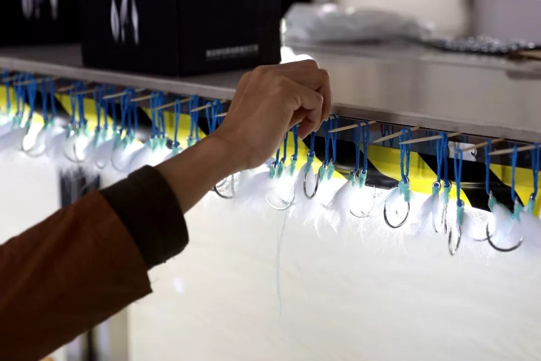 《中国钓鱼》杂志一行二人走进黑金刚