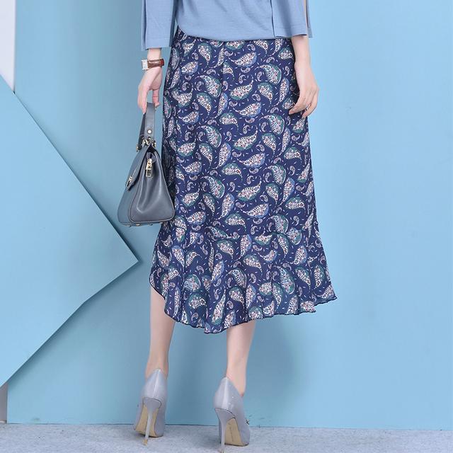 半身裙怎么穿才好看显瘦有气质,提腰线半身裙搭配图片