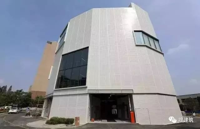 最小的立体车库,旋转式立体车库