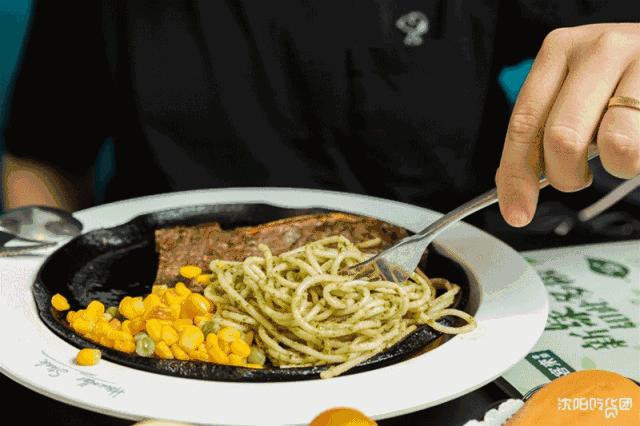 300+直营店的老牌餐厅，刚开春TA就被“绿”了？