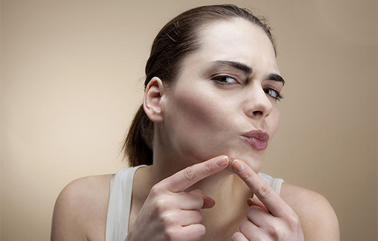 为什么运动后脸上痘印明显,运动之后脸上长痘痘怎么办