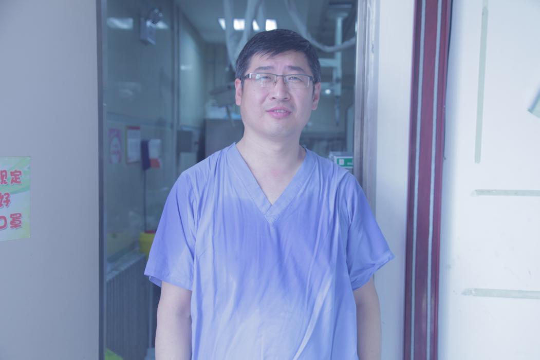 你不曾了解的锦州医大一院“铅衣人”