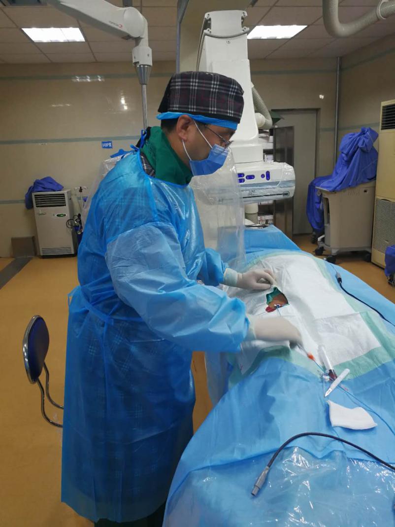 你不曾了解的锦州医大一院“铅衣人”