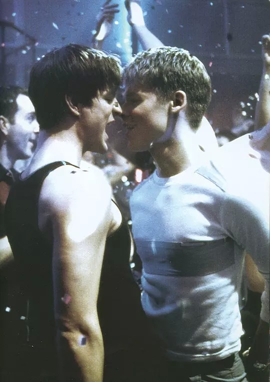 醉倒b叔美好肉体之下的《同志亦凡人》，尺度大到腐女都没眼看