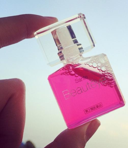 杨幂娜扎同款,杨幂娜扎同框烟熏妆