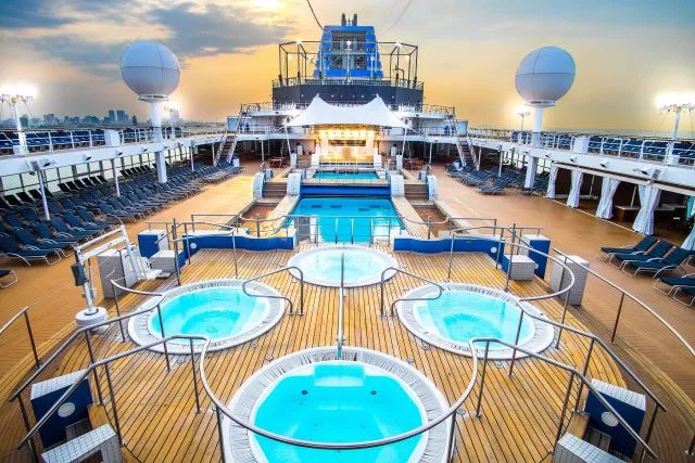 天海新世纪号邮轮攻略,天海邮轮新世纪号现在在哪