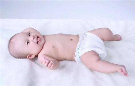 纸尿裤和尿布测评,纸尿裤pk尿布妈妈选哪个好