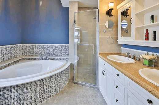 独立浴缸怎么装好看,浴室里面装上浴缸怎样搭配好看