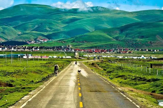 小镇如歌，且听风吟，大研、独克宗、理塘……