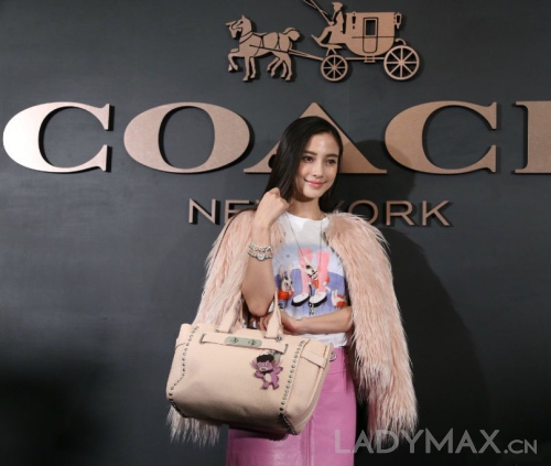 巴黎世家老爹鞋triples复古运动鞋,巴黎世家黑粉老爹鞋