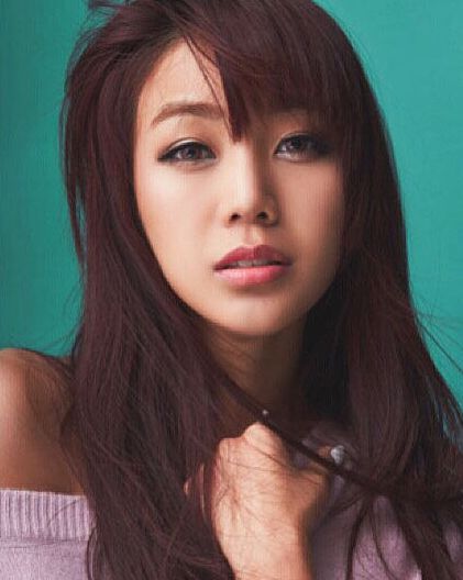 又一星二代加入TVB曾是力捧小生前女友如今拍剧自言不怕辛苦