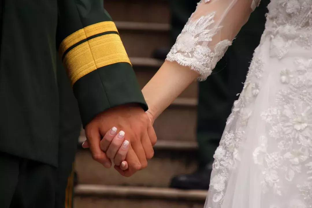 军婚备孕,备孕玄学囤排卵试纸