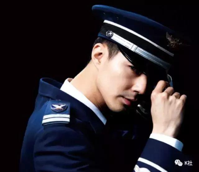 拍情色片也能爆火，他不愧是韩国国宝级男神！