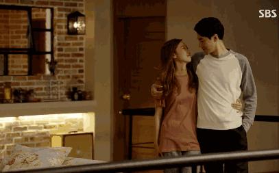 拍情色片也能爆火，他不愧是韩国国宝级男神！