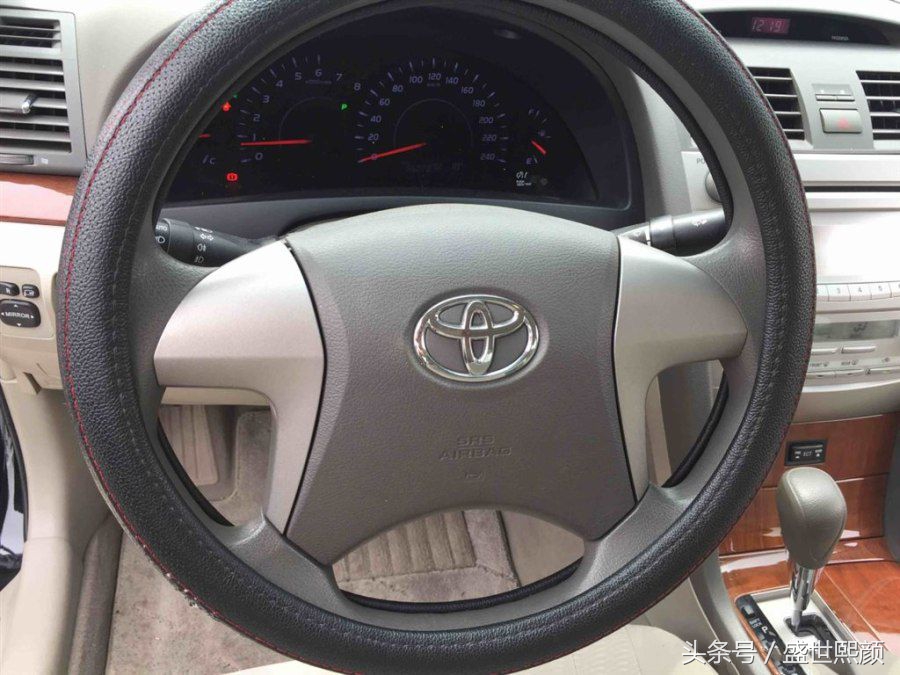 居家轿车凯美瑞,凯美瑞2013款200e经典值得购买吗