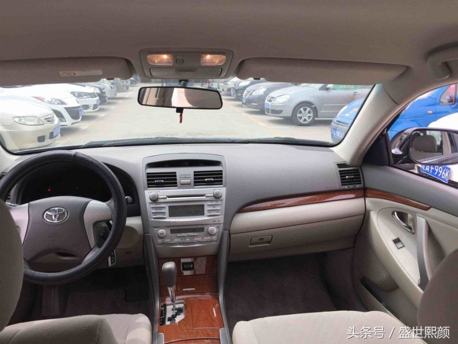 居家轿车凯美瑞,凯美瑞2013款200e经典值得购买吗